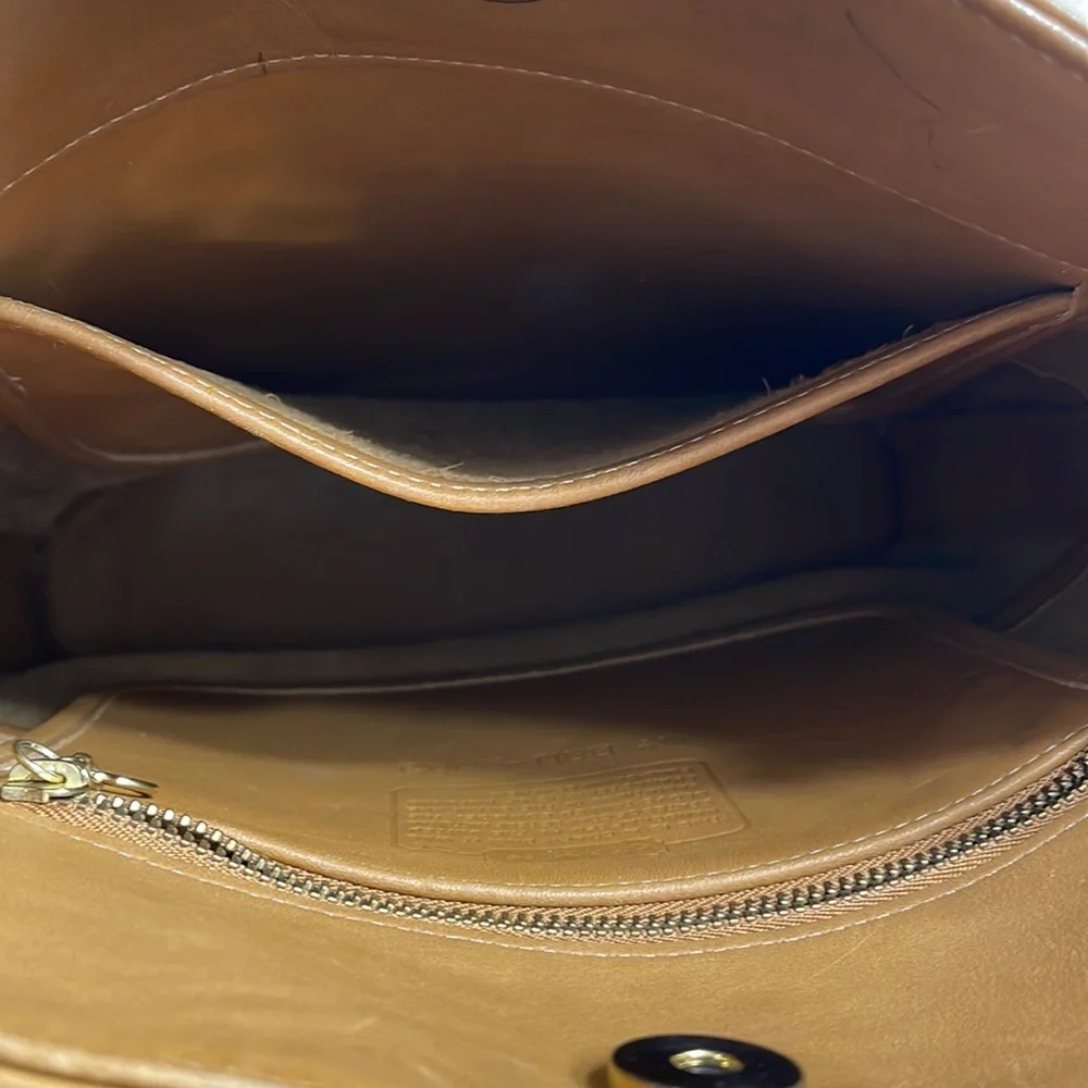 Coach Tan Leather Shoulder Bag - Picture 15 of 16